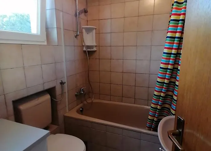 Anna Apartman