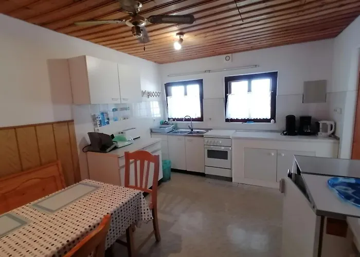 Anna Apartman