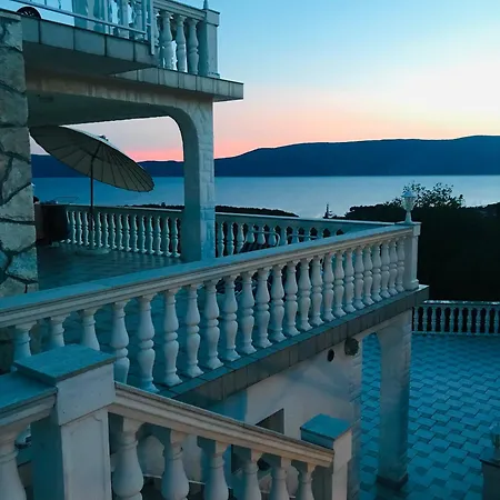 Apartamento Anna Pinezići