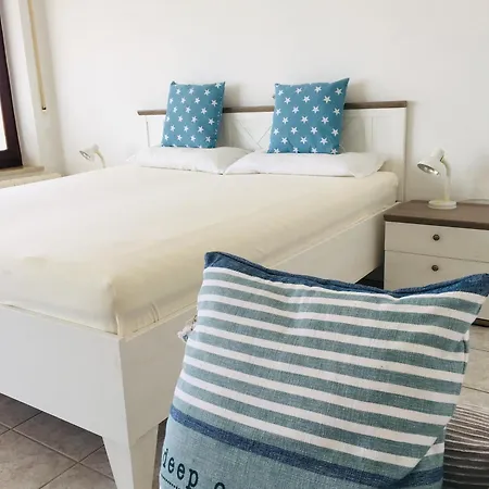 Apartamento Anna Pinezići